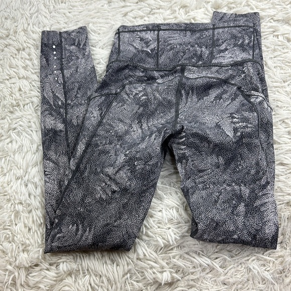 Lululemon Fast & Free 7/8 Tight Kindred Spirit Alpine White Multi - Picture 4 of 6